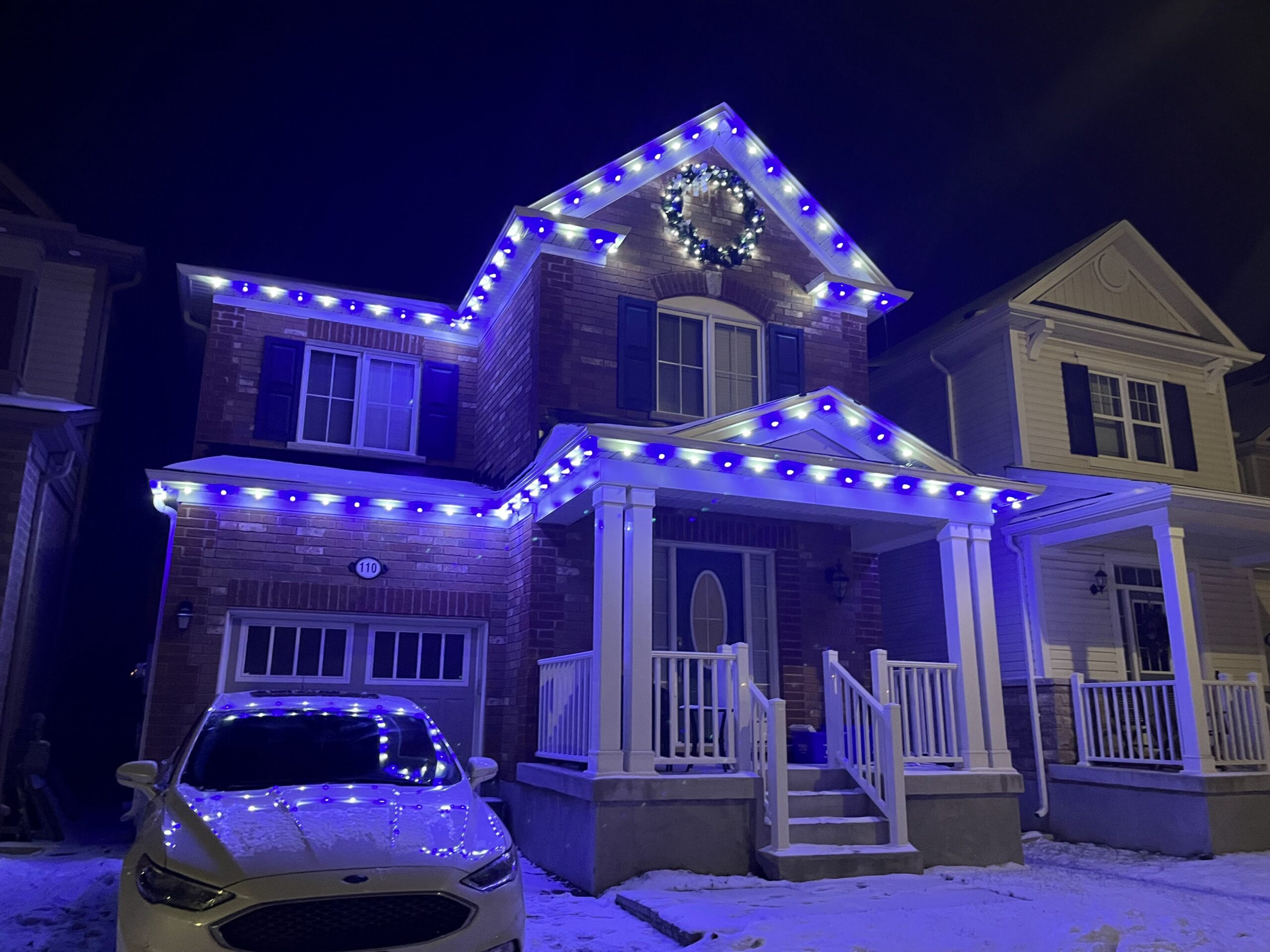 We Install Christmas Lights Roofline Holiday Lighting Services